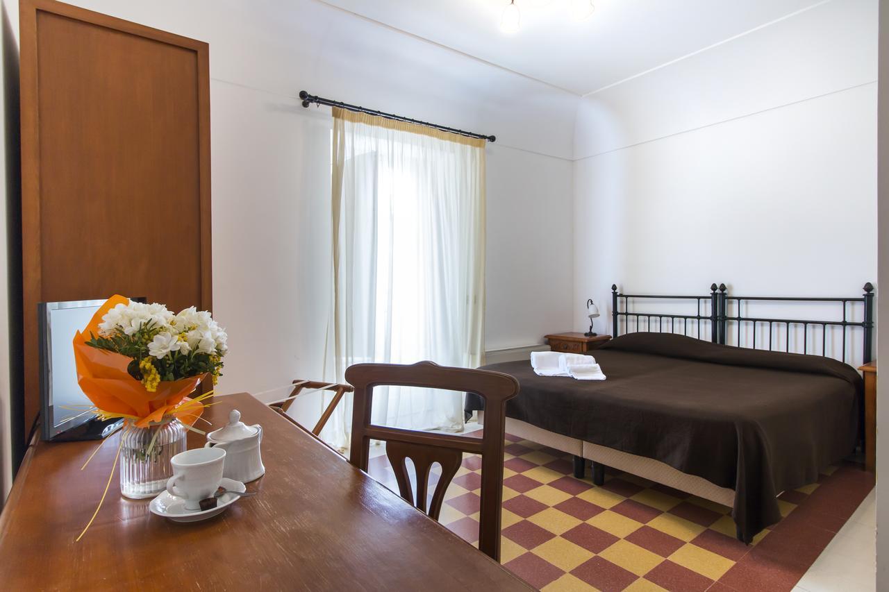 Casa Ciomod Hotel Modica Kültér fotó
